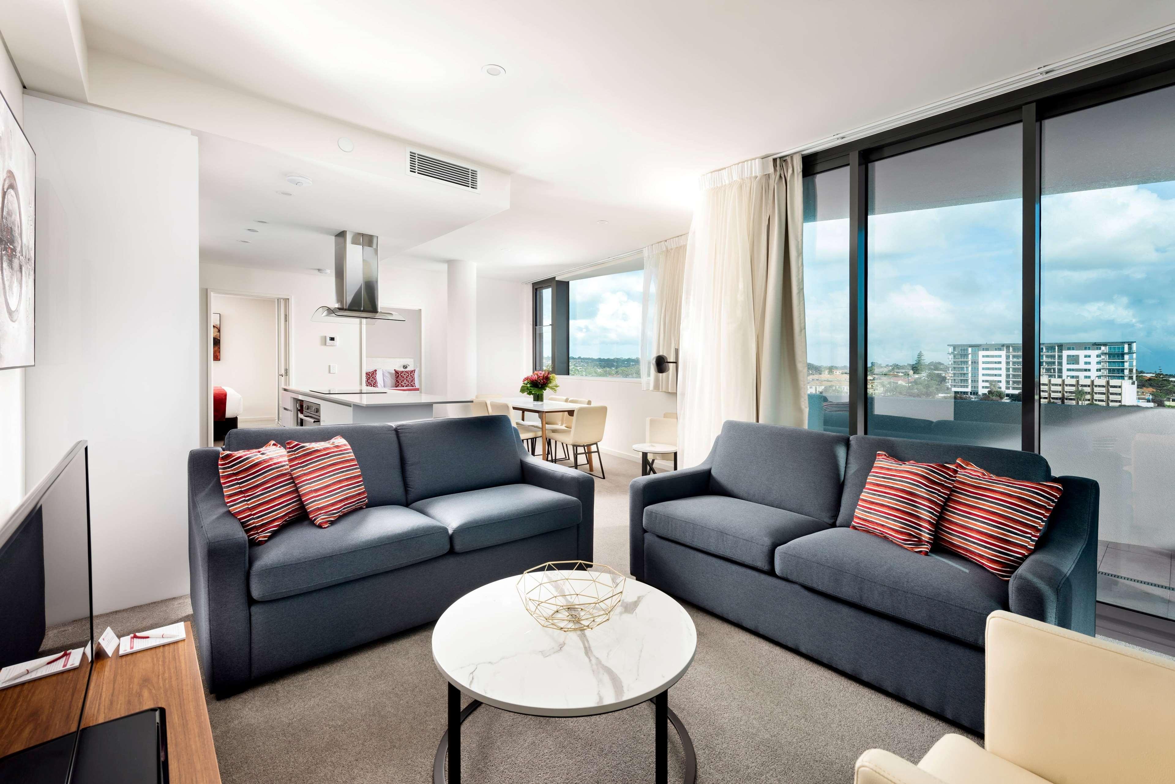 Ramada By Wyndham Vetroblu Scarborough Beach Perth Exterior photo