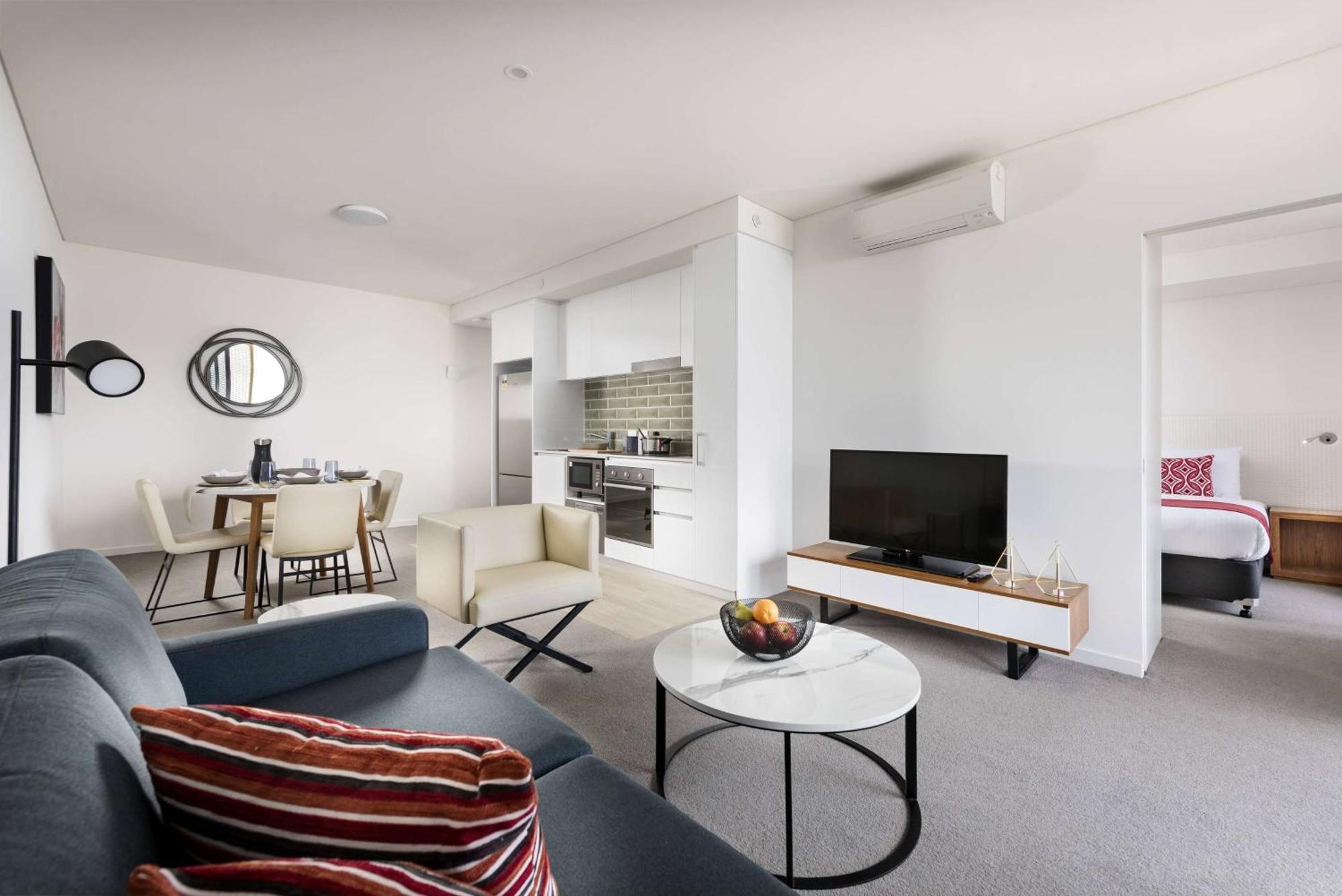 Ramada By Wyndham Vetroblu Scarborough Beach Perth Exterior photo